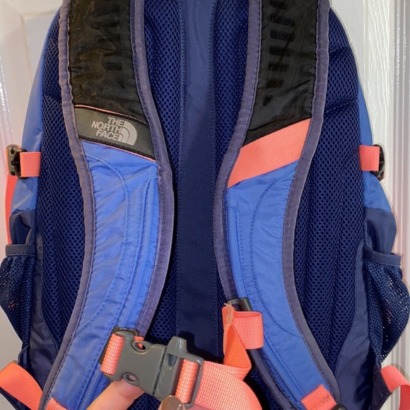 The North Face ‘Rhyolite’ Backpack blue and orange - Picture 6 of 8